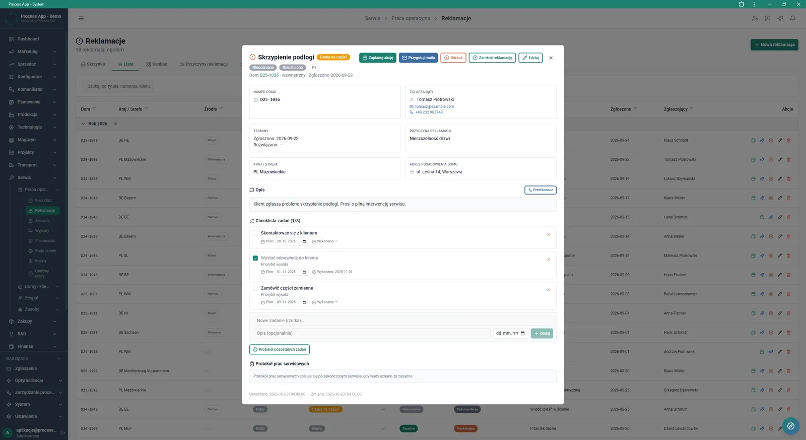 Ekran Reklamacje w widoku Lista z otwartym oknem szczegółów zgłoszenia, prezentującym dane reklamacji, opis problemu oraz checklistę powiązanych zadań.